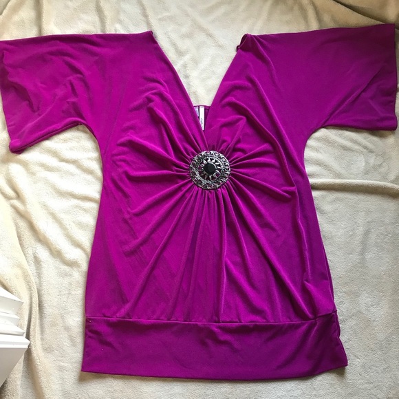 Studio Y Tops - Studio Y Blouse size LG with brooch